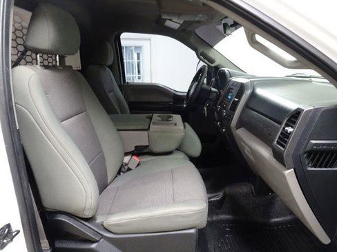 Used 2019 Ford F250 XL w/ Power Equipment Group image 31