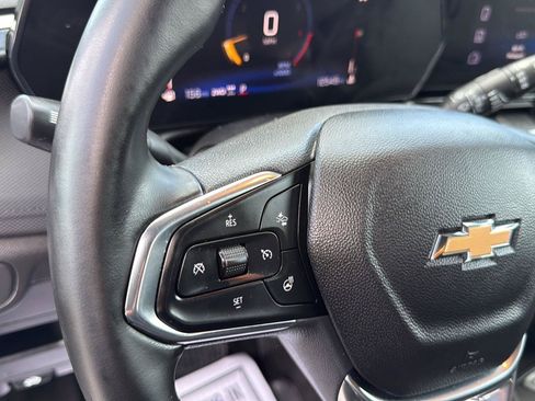 Used 2025 Chevrolet TrailBlazer LT w/ Convenience Package AWD/4WD image 12