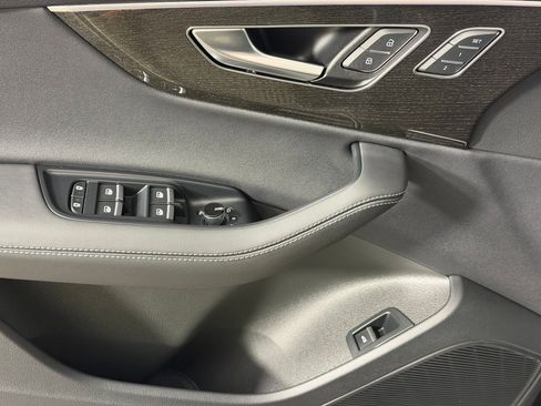 New 2026 Audi Q7 3.0T Premium Plus AWD/4WD image 13