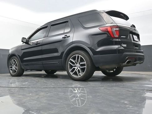 Used 2016 Ford Explorer Sport w/ Equipment Group 401A AWD/4WD image 39