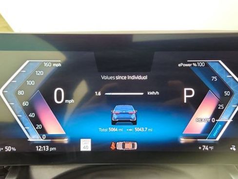 Used 2025 BMW i5 xDrive40 w/ Premium Package image 37