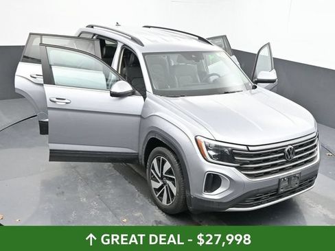 Used 2024 Volkswagen Atlas SE AWD/4WD image 41
