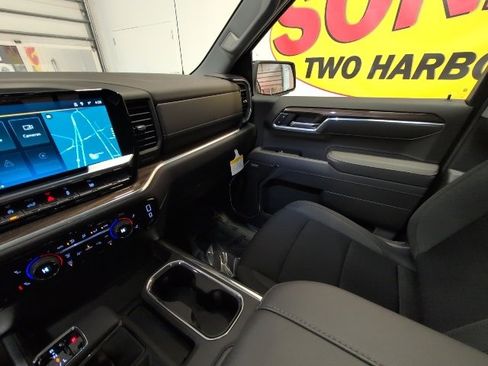 New 2026 Chevrolet Silverado 1500 RST w/ Dark Appearance Package image 29