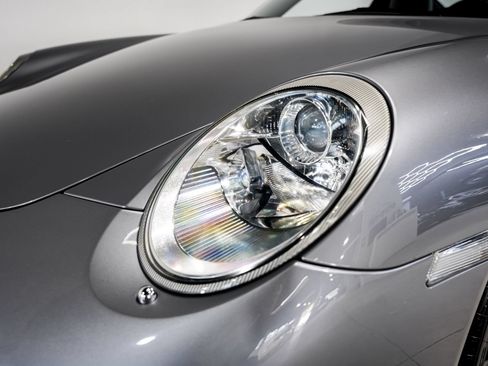 Used 2005 Porsche 911 Carrera S RWD image 29