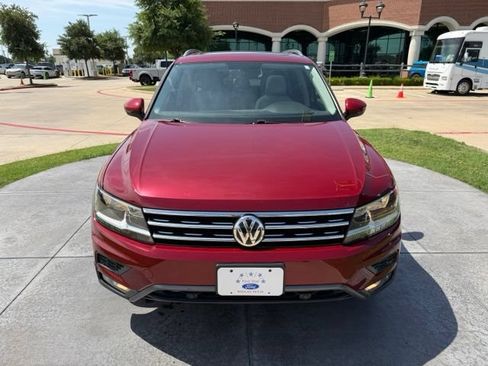 Used 2019 Volkswagen Tiguan S FWD image 2