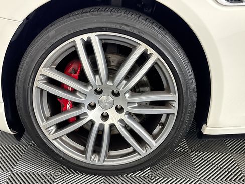 Used 2016 Maserati Quattroporte S RWD image 37