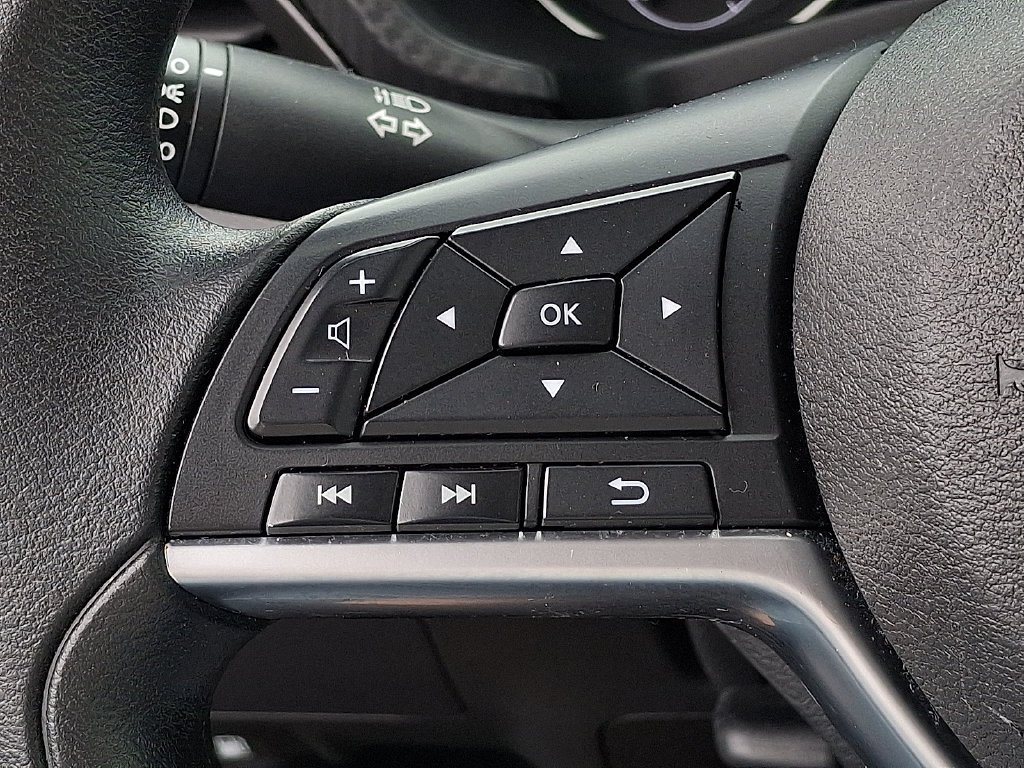 Used 2023 Nissan Sentra SV FWD image 17