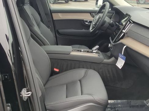 Used 2026 Volvo XC90 B6 Plus w/ Protection Package Premier image 20