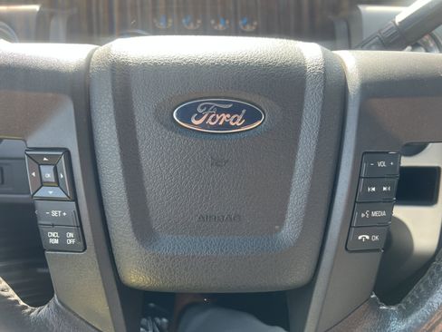 Used 2014 Ford F150 XLT w/ XLT Chrome Package image 20
