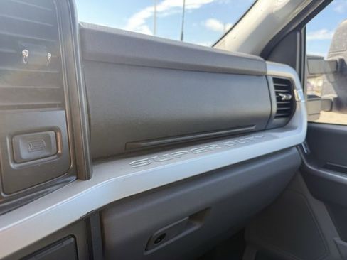 Used 2025 Ford F350 XLT image 25