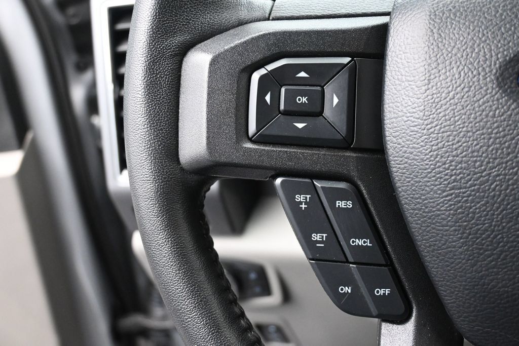 Used 2020 Ford F150 XLT w/ Equipment Group 302A Luxury AWD/4WD image 2