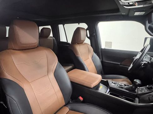 Certified 2026 Lexus GX 550 w/ Accessory Package (31) AWD/4WD image 11