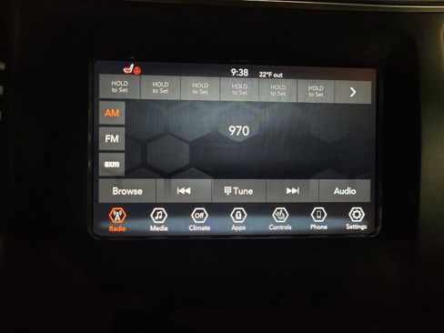 Used 2020 Jeep Cherokee Latitude Plus w/ Cold Weather Group image 25