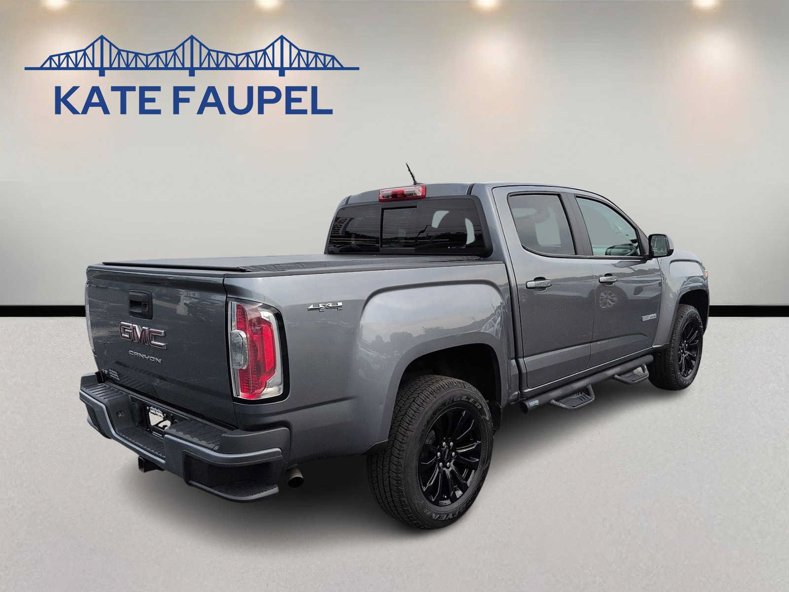 Used 2022 GMC Canyon Elevation w/ Elevation Premium Package AWD/4WD image 7