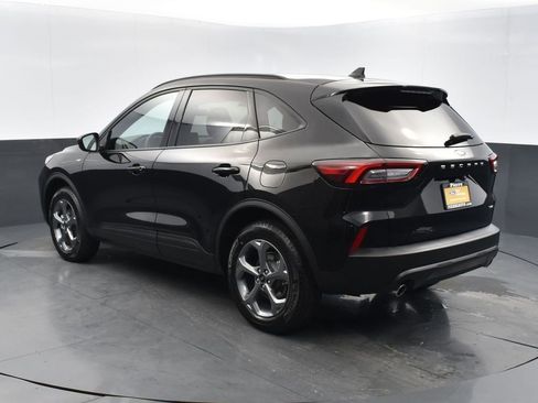Certified 2025 Ford Escape ST-Line image 7