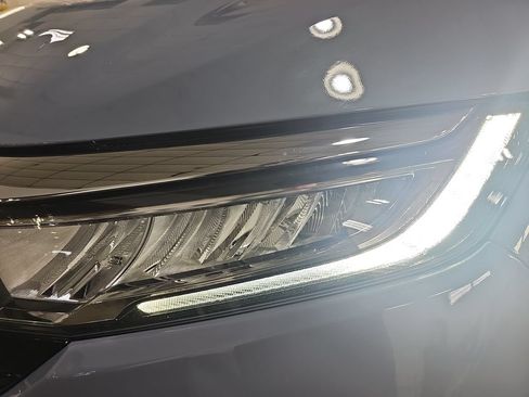 Used 2023 Honda Odyssey Elite image 39