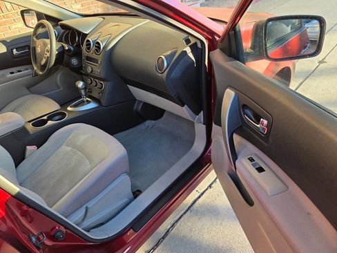 Used 2010 Nissan Rogue S w/ 360 Degree Value Pkg image 11