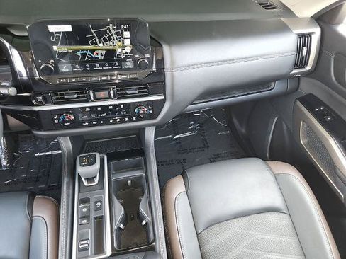 Certified 2025 Nissan Pathfinder Platinum w/ Cargo Package FWD image 20