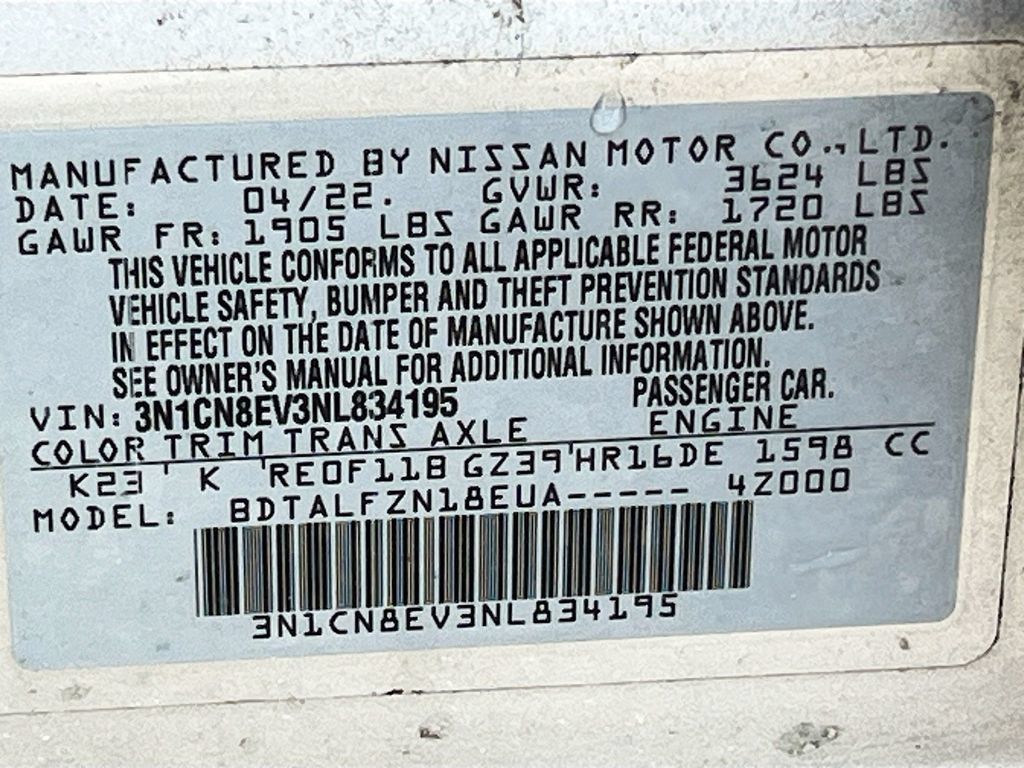 Used 2022 Nissan Versa SV FWD image 31