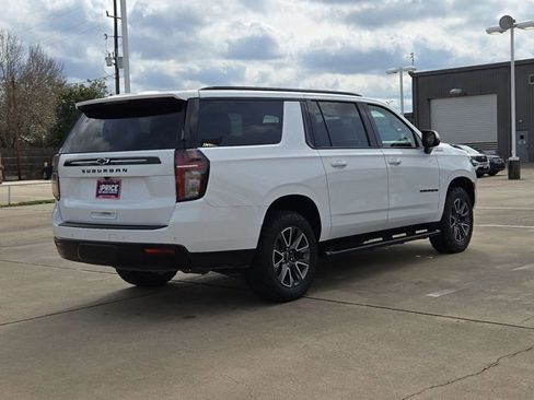 Used 2023 Chevrolet Suburban Z71 w/ Luxury Package image 5