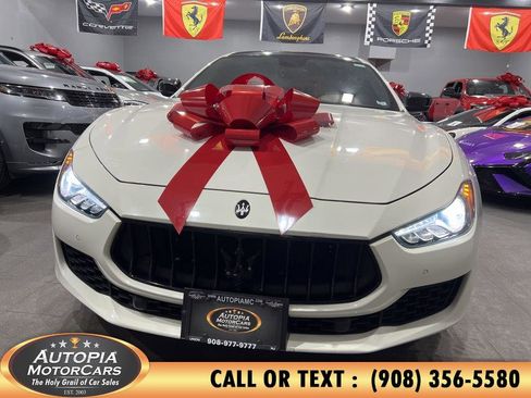 Used 2019 Maserati Ghibli S Q4 AWD/4WD image 35