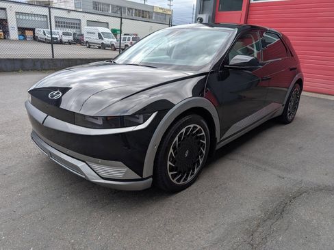 Used 2024 Hyundai Ioniq 5 Limited AWD/4WD image 6