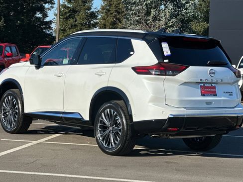 New 2026 Nissan Rogue Platinum image 6