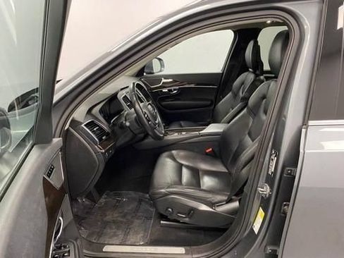 Used 2017 Volvo XC90 T6 Momentum w/ Vision Package AWD/4WD image 21