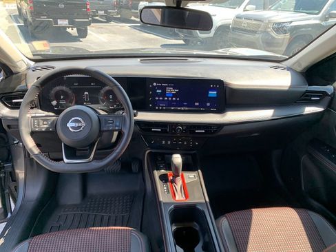 Used 2026 Nissan Kicks SR w/ Cold Weather Package AWD/4WD image 21