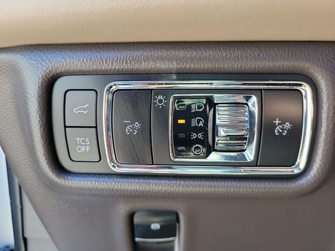 Used 2022 Lincoln Nautilus Reserve AWD/4WD image 20
