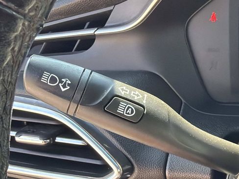 Used 2022 Chevrolet Bolt LT FWD image 27