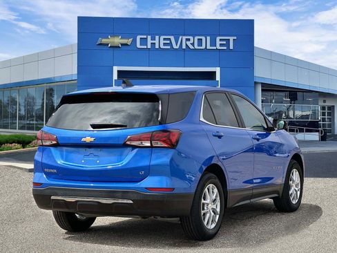 Used 2024 Chevrolet Equinox LT w/ LPO, Floor Liner Package image 4