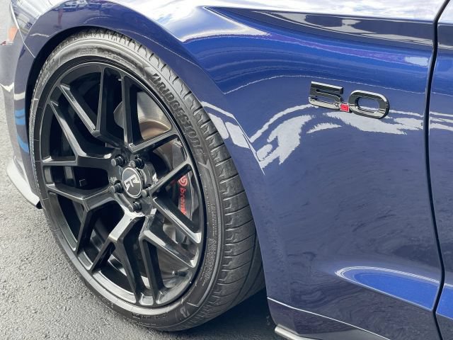 Used 2019 Ford Mustang GT Premium w/ GT Performance Package RWD image 15