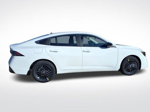 New 2026 Nissan Sentra SV image 8