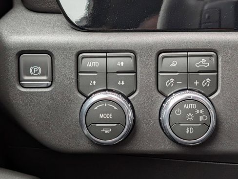 New 2026 GMC Sierra 1500 Elevation w/ Elevation Premium Package AWD/4WD image 42