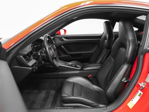Certified 2021 Porsche 911 Carrera 4S AWD/4WD image 47