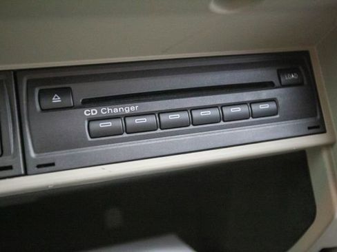 Used 2009 Audi S8 4dr Sedan image 53