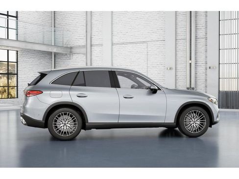New 2026 Mercedes-Benz GLC 300 GLC 300 image 17