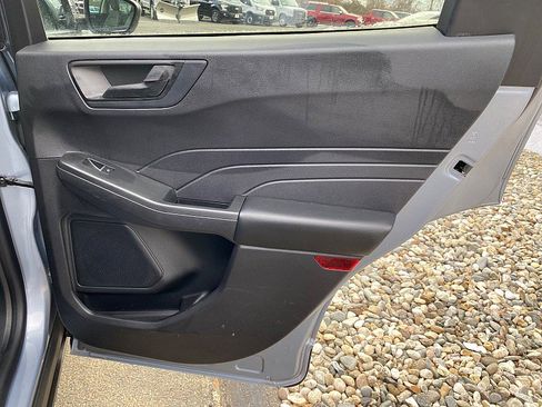 Used 2022 Ford Escape SE w/ Convenience Package image 37