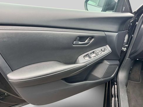 Used 2025 Nissan Sentra S FWD image 15