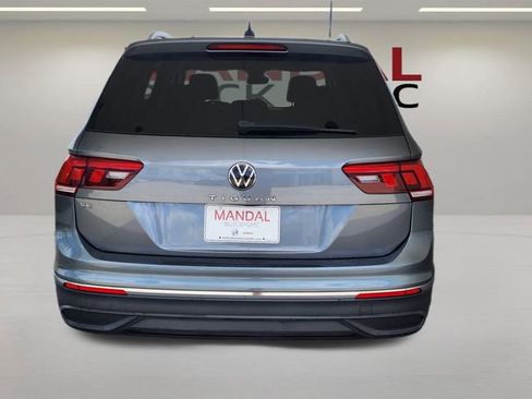 Used 2022 Volkswagen Tiguan SE FWD image 8