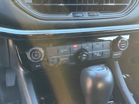 Used 2022 Jeep Compass Altitude w/ Convenience Group image 13