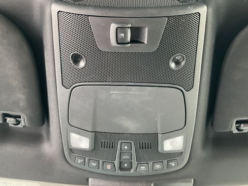 Used 2018 Ford F150 Lariat w/ Equipment Group 502A Luxury AWD/4WD image 34