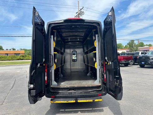 Used 2023 Ford Transit 250 148 High Roof Extended w/ Load Area Protection Package RWD image 8