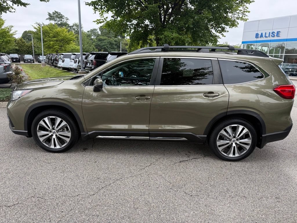 Used 2022 Subaru Ascent Limited w/ Technology Package AWD/4WD image 2