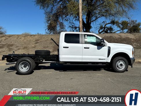 New 2026 Ford F350 XL w/ XL Chrome Package AWD/4WD image 2