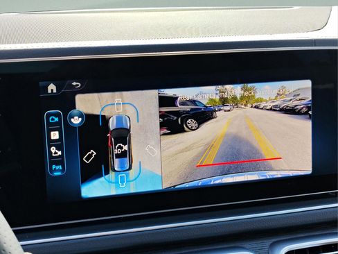 Certified 2026 Mercedes-Benz GLS 450 GLS 450 image 21