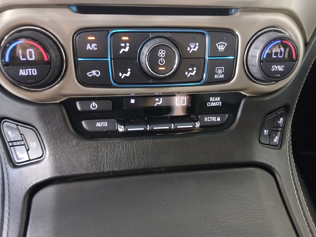 Used 2017 GMC Yukon Denali w/ Open Road Package AWD/4WD image 30