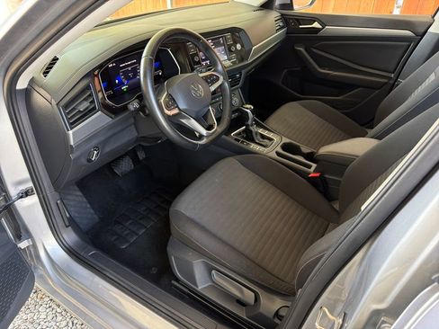 Used 2024 Volkswagen Jetta S image 2