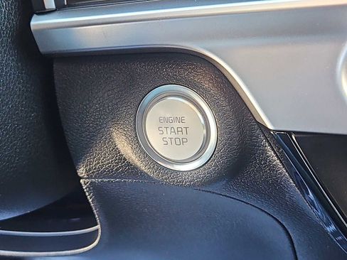 Certified 2023 Kia Telluride S image 21